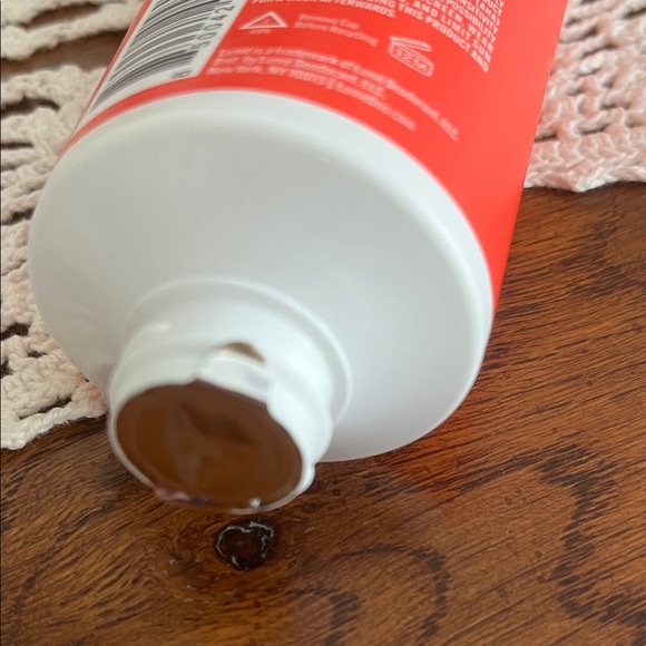 Lume Acidified Body Wash - Clean Tangerine - Picture 3 of 3